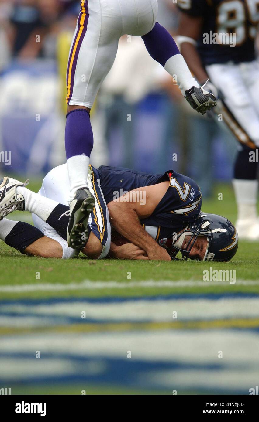 9 NOV 2003: San Diego Chargers Doug Flutie during a game against the  Minnesota Vikings at the Qualcomm Stadium Sunday November 9, 2003, in San  Diego, CA. (Icon Sportswire via AP Images Stock Photo - Alamy