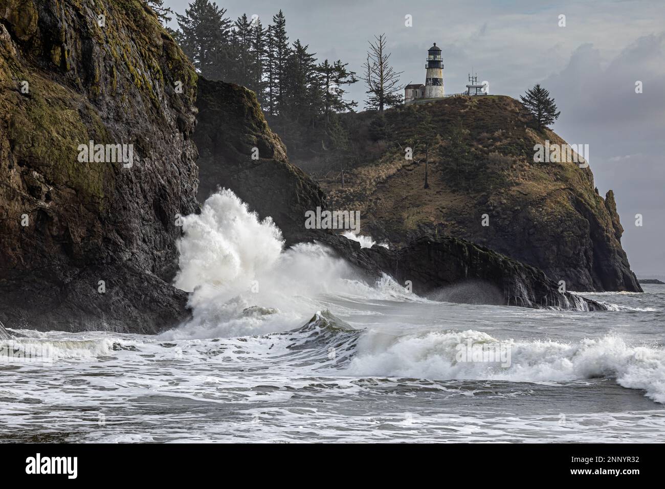 WA2309800...WASHINGTON Waves breaking below Cape Disappointment