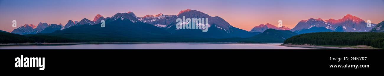 Spray Lakes reservoir and Canadian Rockies, Alberta, Canada Stock Photo