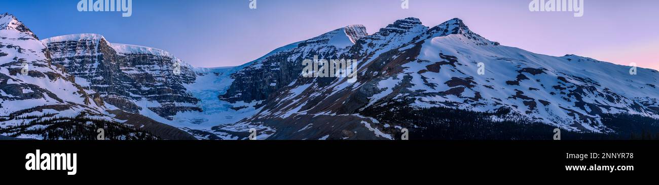 K2 mountain sunset hi-res stock photography and images - Alamy