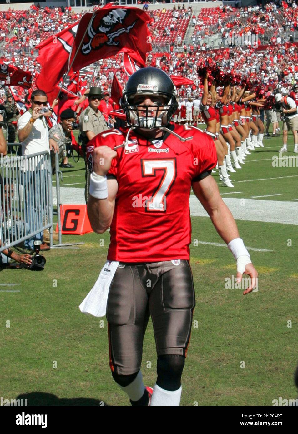 04 November 2007: Jeff Garcia of the Buccaneers during the game between the  Arizona Cardinals and the Tampa Bay Buccaneers at Raymond James Stadium in  Tampa, Florida. The Buccaneers won the game