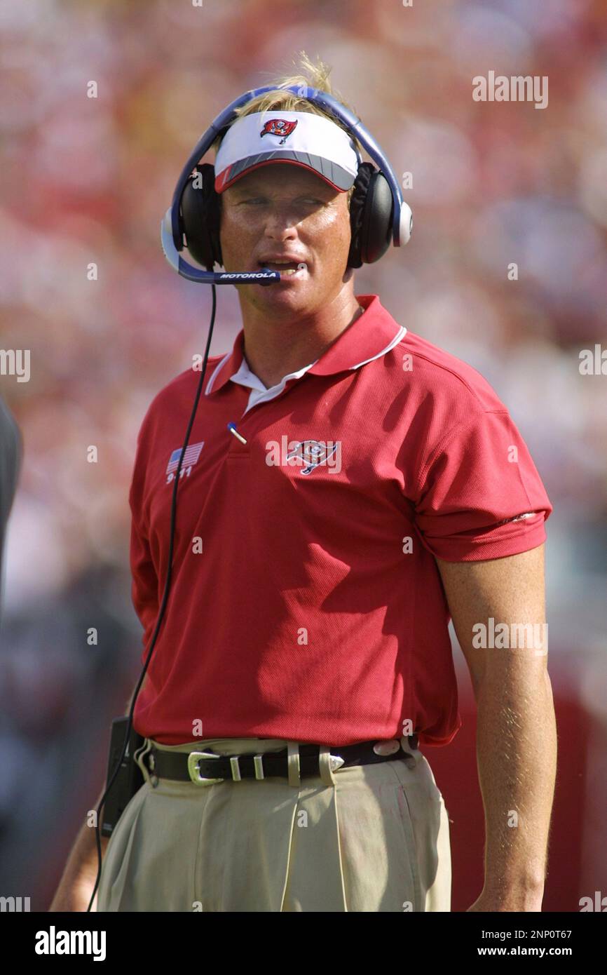 Jon gruden hi-res stock photography and images - Alamy