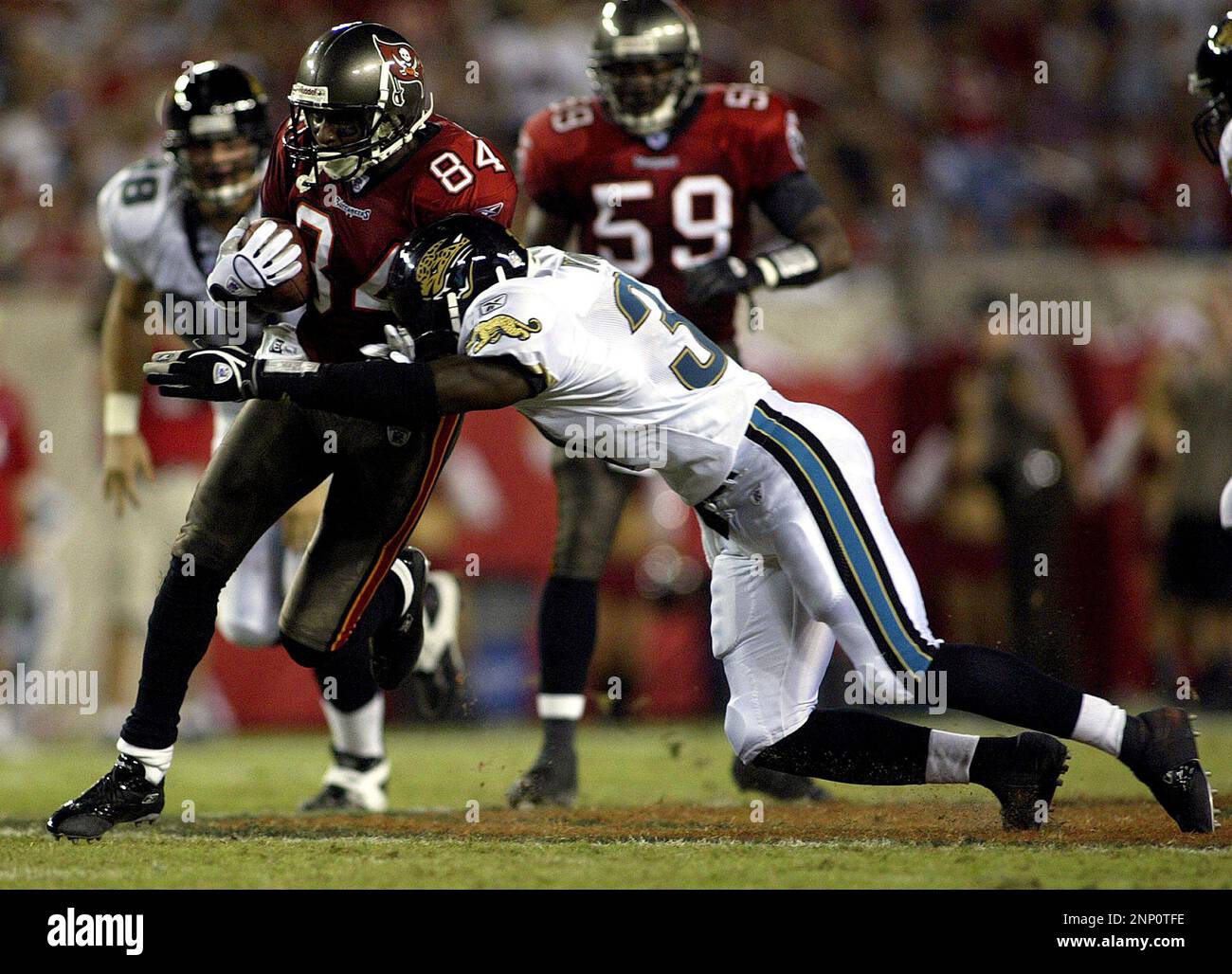 23 August 2003: Tampa Bay WR Reggie Barlow (84) during the Buccaneers  preseason game against the Jaguars at Raymond James Stadium in Tampa, FL.  (Icon Sportswire via AP Images Stock Photo - Alamy, image size:1300x1028
