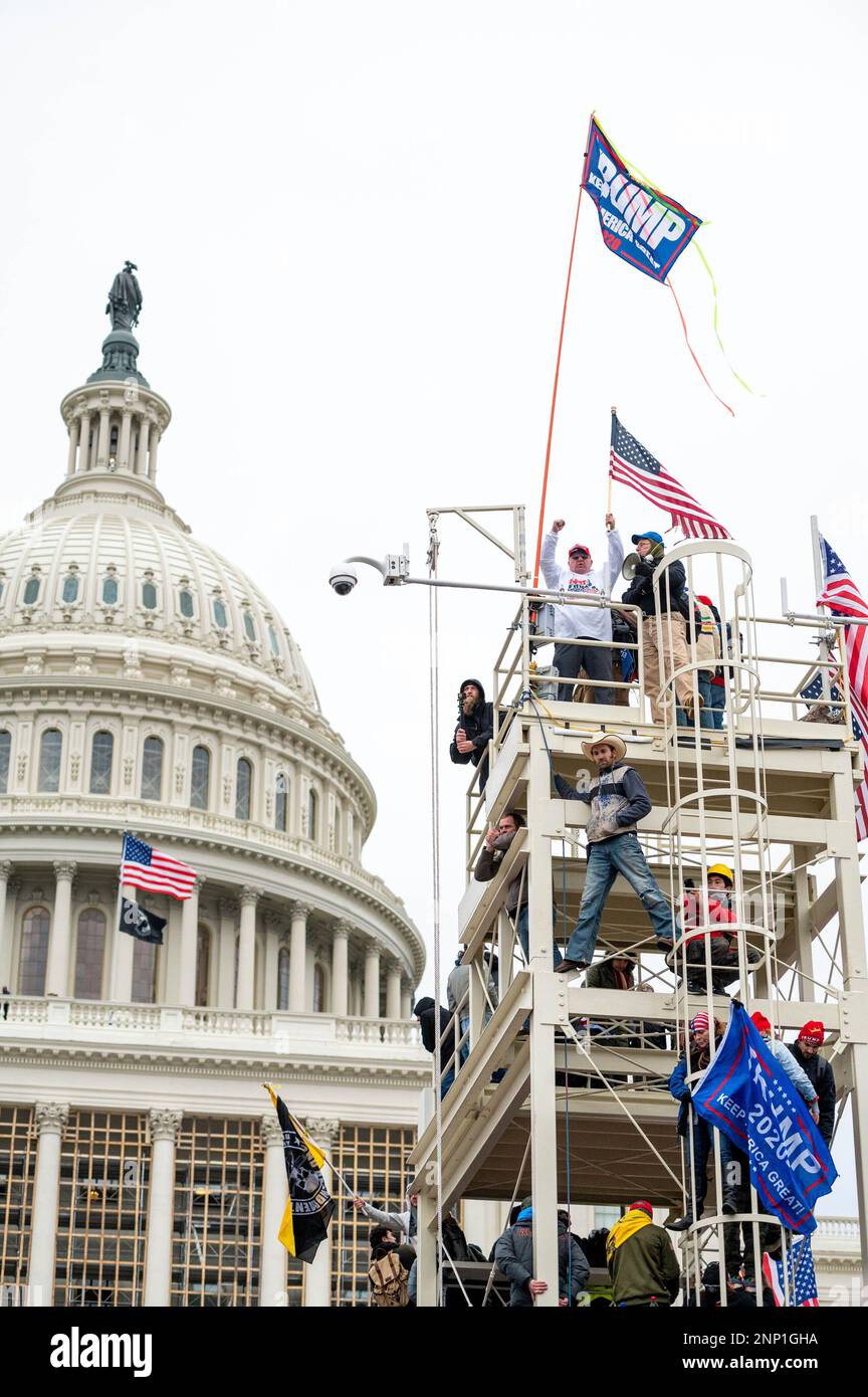 Photo by: Mihoko Owada/STAR MAX/IPx 2021 1/6/21 Pro-Trump Rally turns ...