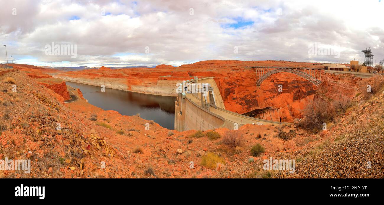 Glen Canyon Dam and Bridge, Page, Arizona Stock Photo - Alamy