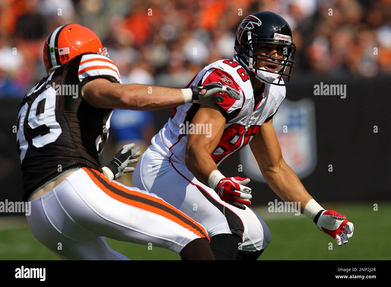 October 10, 2010: Atlanta Falcons Thomas DeCoud during the Falcons game  versus the Cleveland Browns at Cleveland Browns Stadium in Cleveland, OH.  (Icon Sportswire via AP Images Stock Photo - Alamy