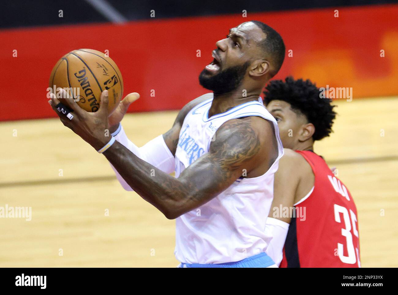 Lebron james deals rockets jersey
