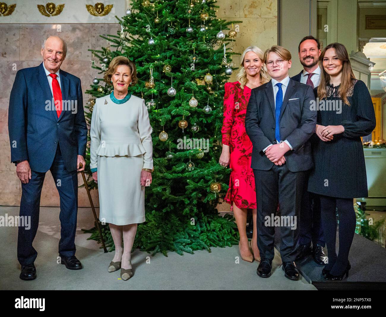 The Norway royal family from left, King Harald and Queen Sonja, Crown ...