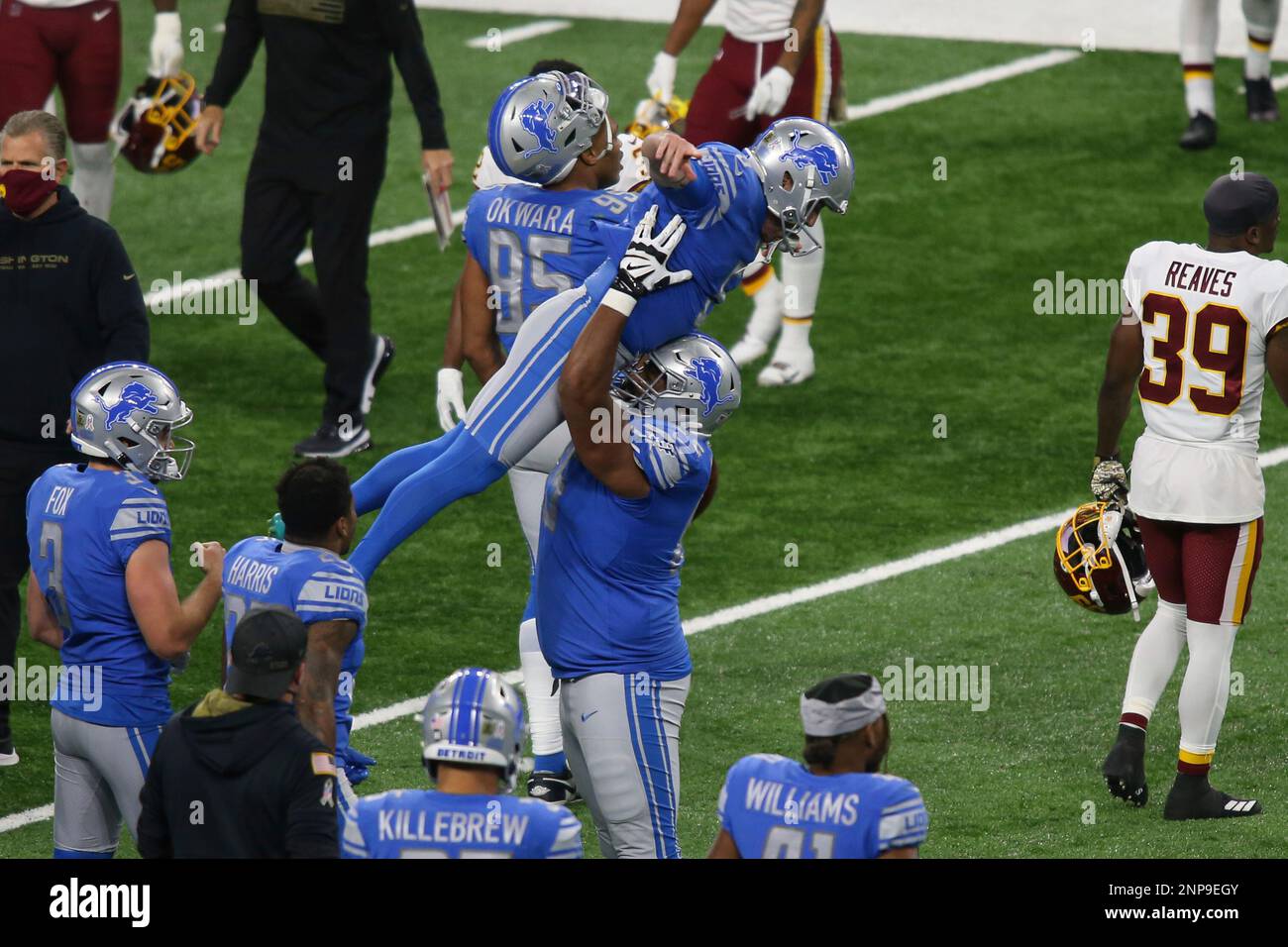 DETROIT, MI NOVEMBER 15 Detroit Lions place kicker Matt Prater (5) is lifted into the air by