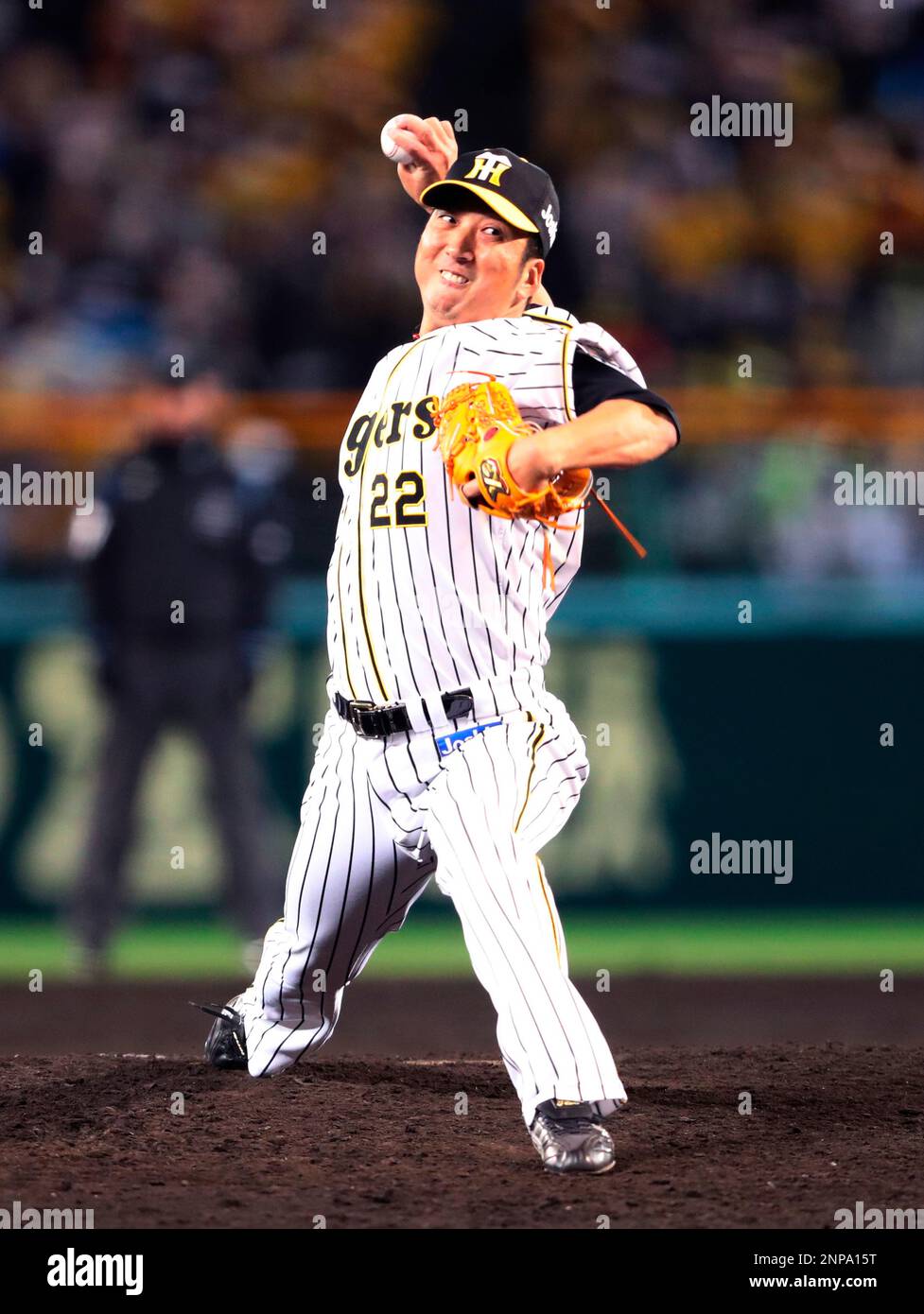 Nippon Professional Baseball (NPB) Hanshin Tigers pitcher Kyuji Fujikawa who will retire from active play until this season, pitchs in the ninth inning of the official match against Yomiuri Ginats at Hanshin