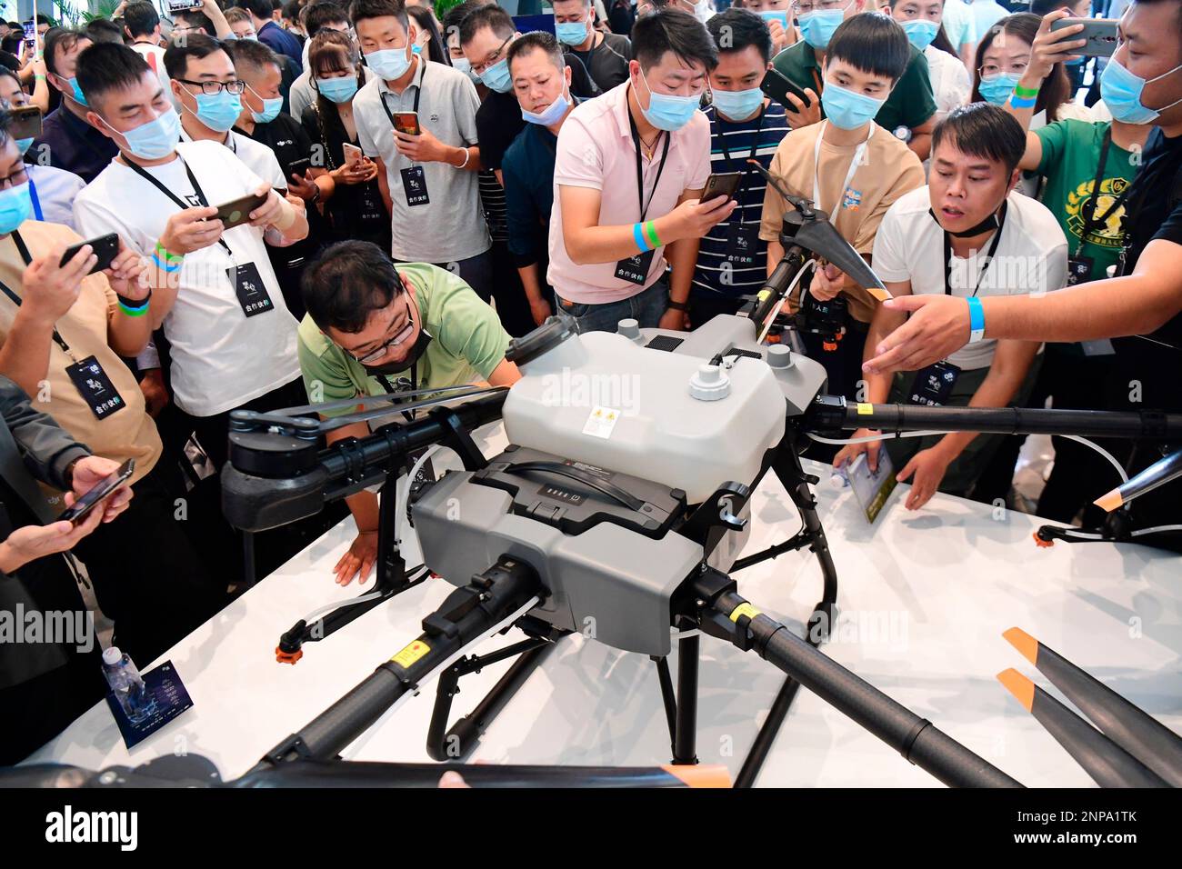 The DJI T30 plant protection UAV launch event is held in Shenzhen