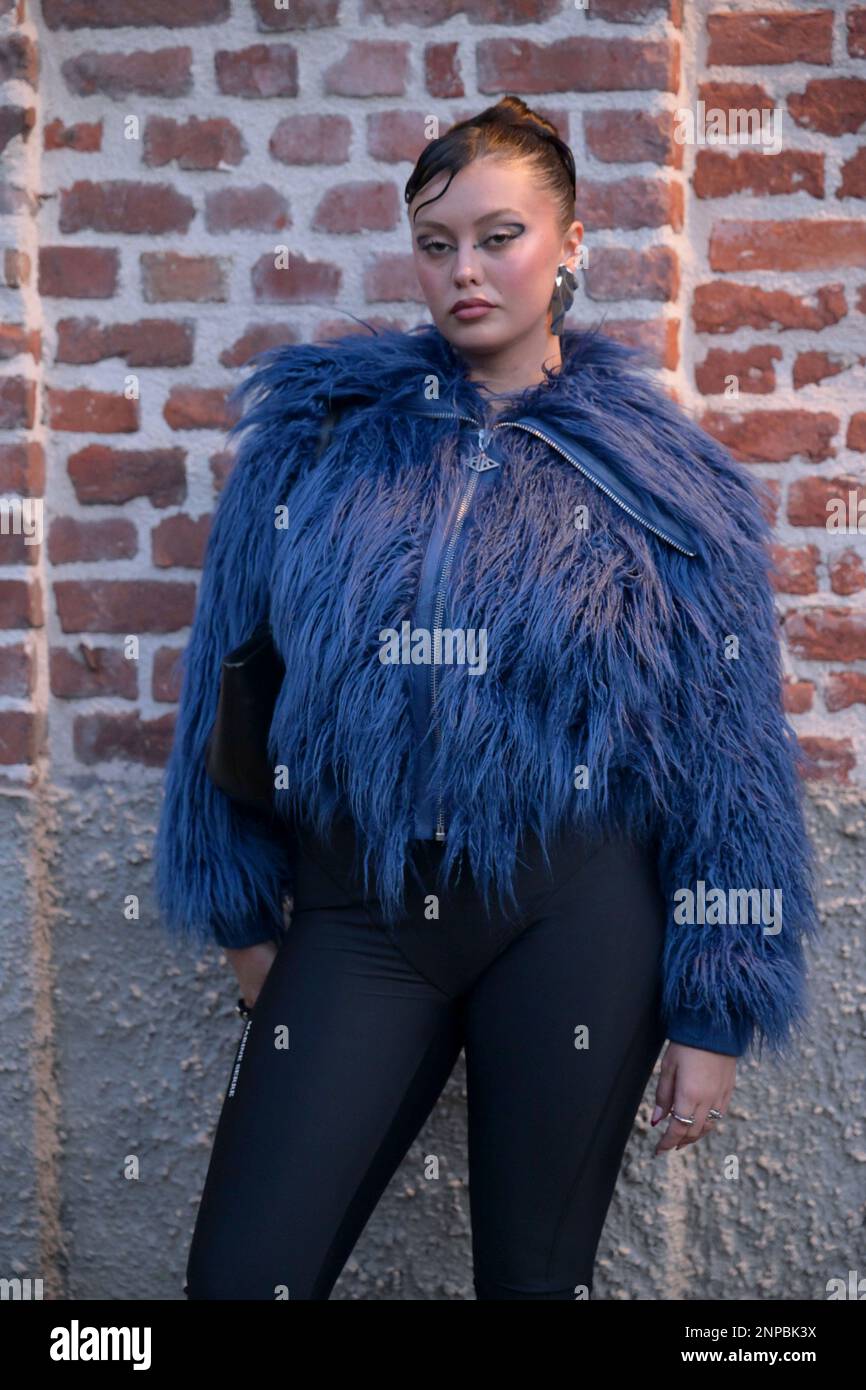 Millie Hannah Milan Fashion Week Women FallWinter 23-24 Tokyo James  Fashion Show - Street Style Milan, Italy 25th February 2023 ©SGPItalia id  129102 001 Not Exclusive Stock Photo - Alamy