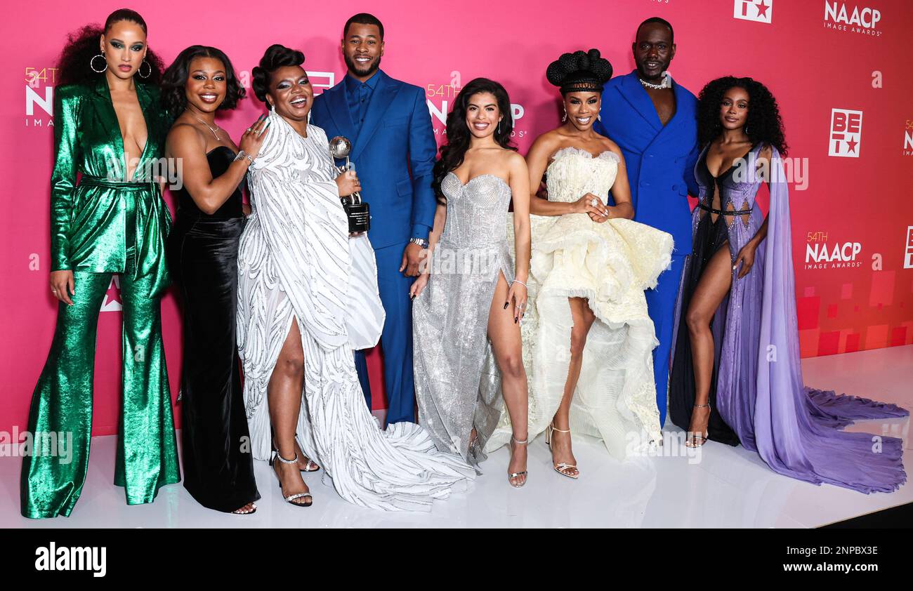 Pasadena, United States. 25th Feb, 2023. PASADENA, LOS ANGELES, CALIFORNIA, USA - FEBRUARY 25: Elarica Johnson, Gail Bean, Katori Hall, J. Alphonse Nicholson, Psalms Salazar, Brandee Evans, Nicco Annan and Shannon Thornton, winners of the Outstanding Drama Series award for 'P-Valley' pose in the press room at the 54th Annual NAACP Image Awards held at the Pasadena Civic Auditorium on February 25, 2023 in Pasadena, Los Angeles, California, United States. (Photo by Xavier Collin/Image Press Agency) Credit: Image Press Agency/Alamy Live News Stock Photo