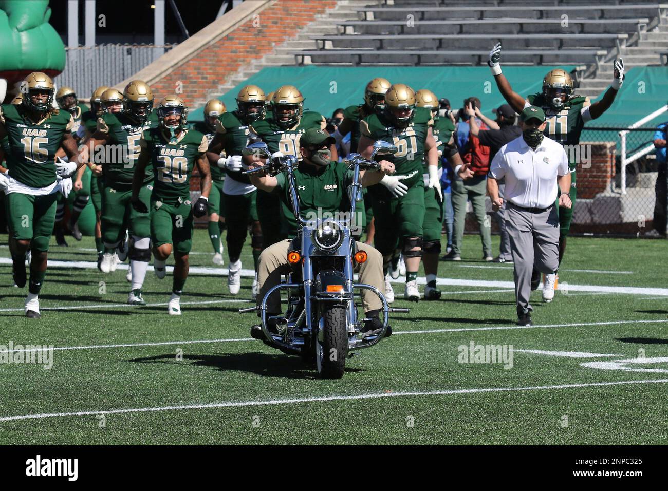 BIRMINGHAM, AL - OCTOBER 17: The UAB Blazers run out onto the field for the  game between UAB Blazers and Western Kentucky Hilltoppers on October 17,  2020 at Legion Field in Birmingham