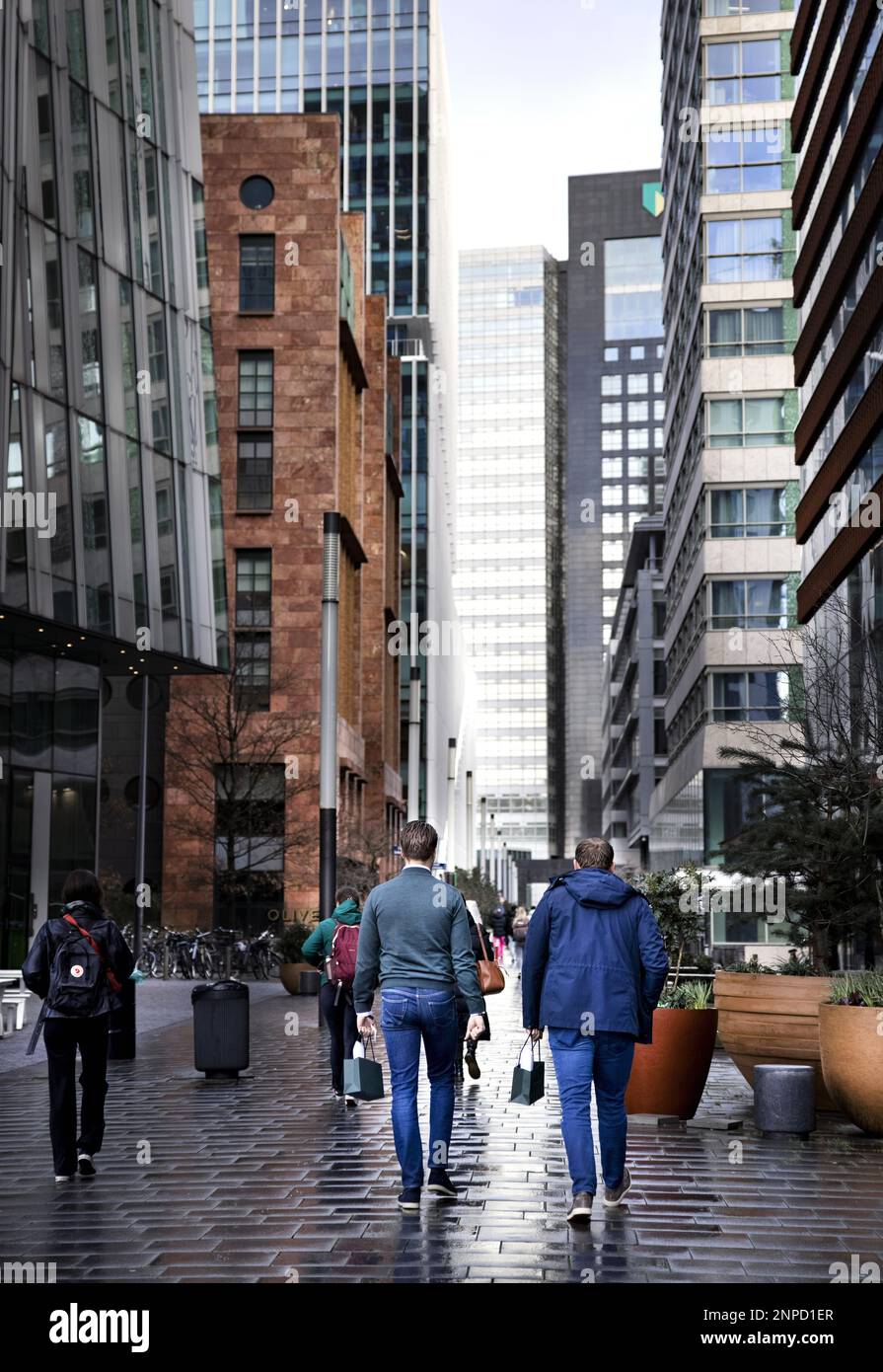 AMSTERDAM Employees of companies on the Zuidas leave their work, the