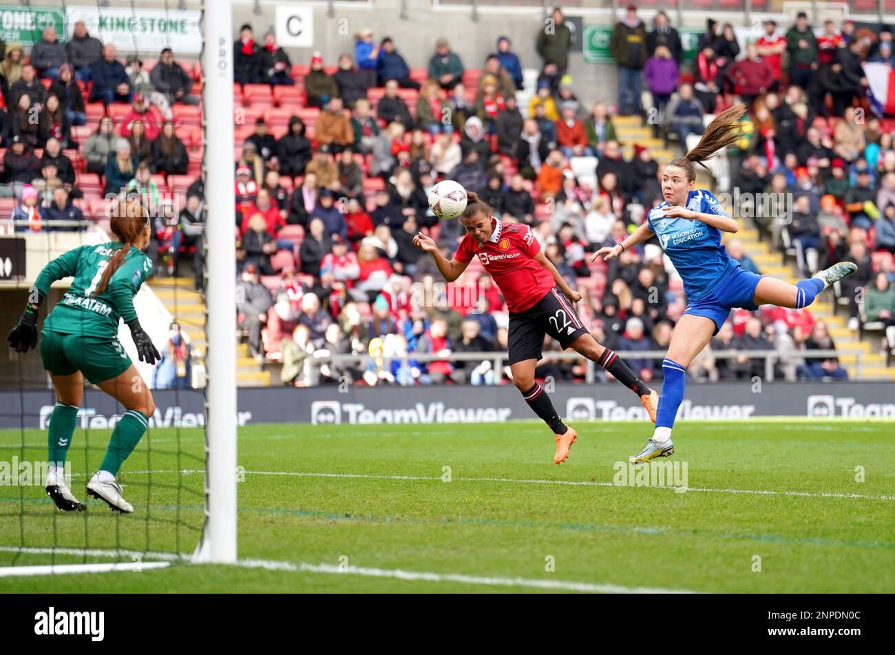 Manchester United's Nikita Parris attempts to head the ball towards the goal during the Vitality Women's FA Cup fifth round match at the Leigh Sports Village, Manchester. Picture date: Sunday February 26, 2023. Stock Photo