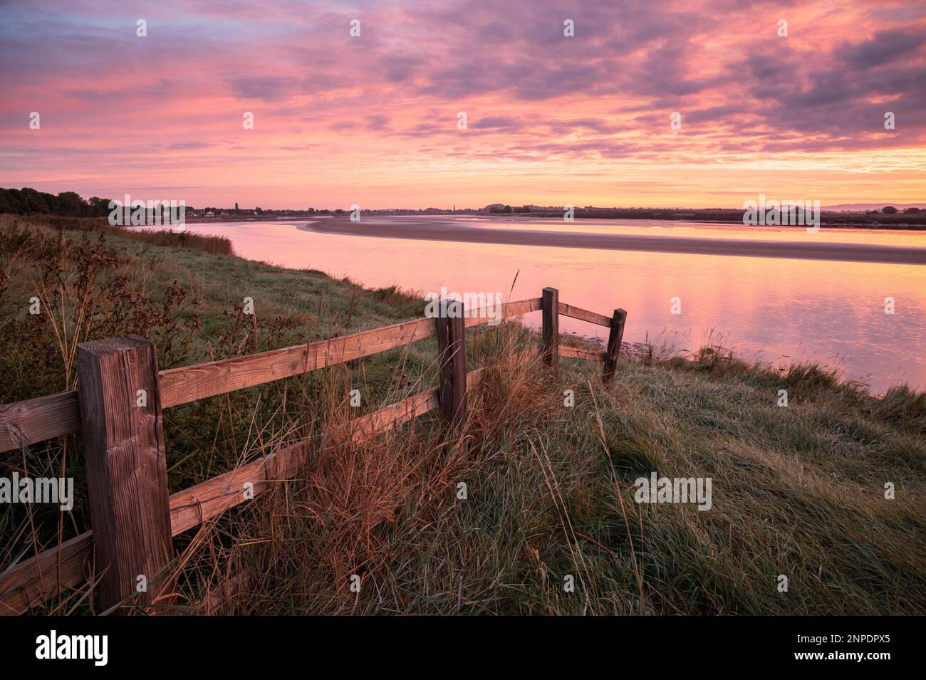 Sunrise over the river Severn at Newnham in Gloucestershire. Stock Photo