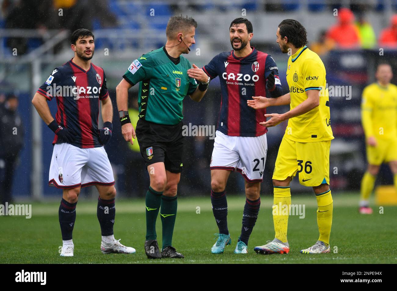 Bologna's Roberto Soriano protests with The Referee of the match Daniele Orsato of the Schio Section  during  Bologna FC vs Inter - FC Internazionale, italian soccer Serie A match in Bologna, Italy, February 26 2023 Stock Photo