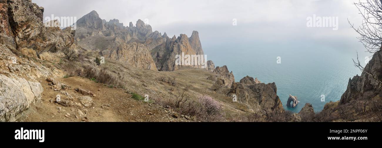 Panorama of Dead city, Khoba-Tele Ridge and Golden Gate rock in the ...