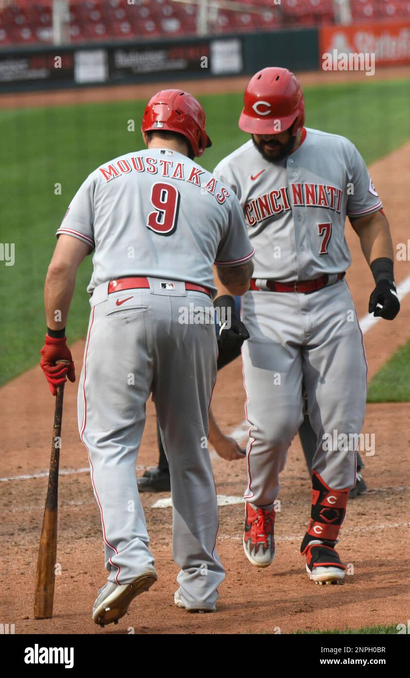 ST. LOUIS, MO - SEPTEMBER 13: Cincinnati Reds infielder Eugenio Suarez ...