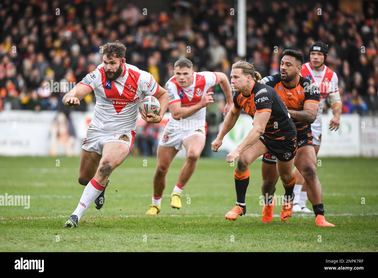 Castleford, England 26th February 2023 Alex Walmsley of St Helens