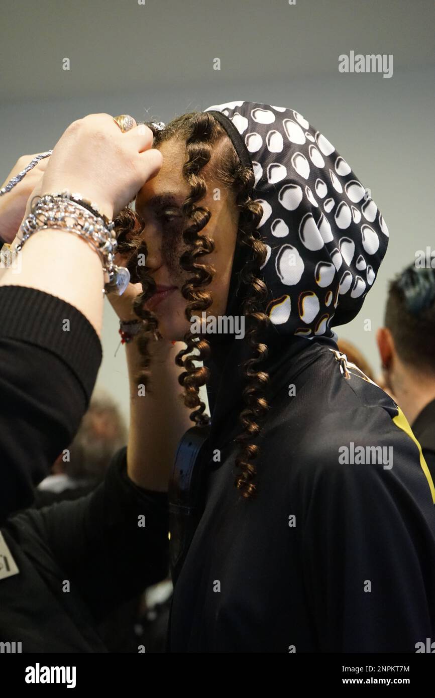 FRANCESCA LIBERATORE BACKSTAGE MFW23 Stock Photo