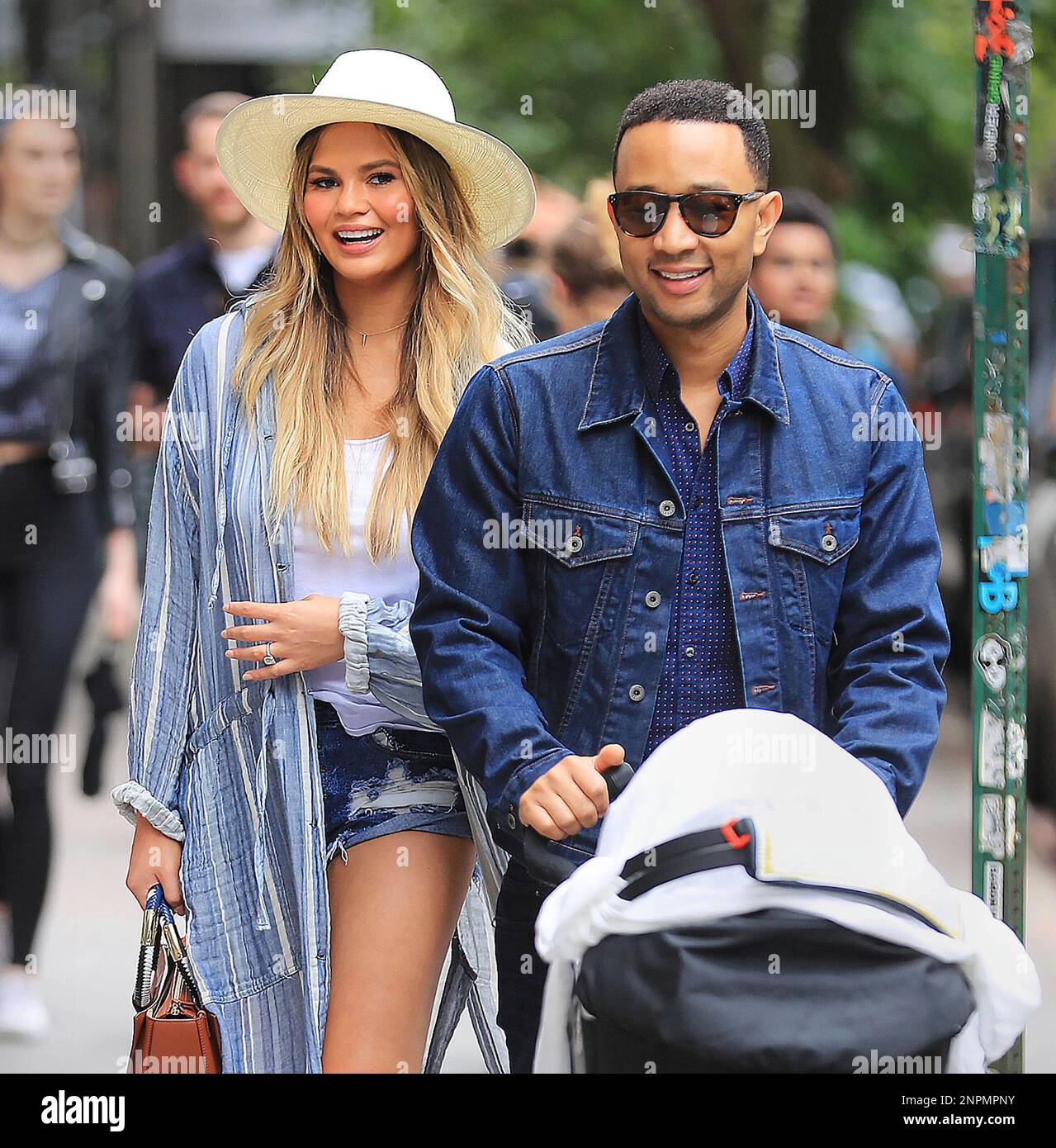 Photo by XPX/STAR MAX/IPx 2020 8/13/20 Chrissy Teigen and John Legend