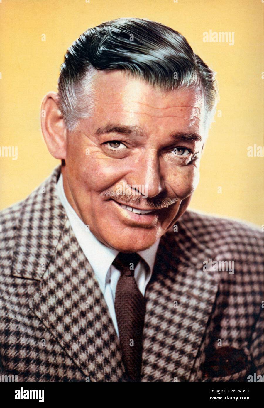1958 c. : The american movie actor CLARK GABLE ( 1901 - 1960 ) - CINEMA -  FILM - attore - baffi - moustache - cravatta -