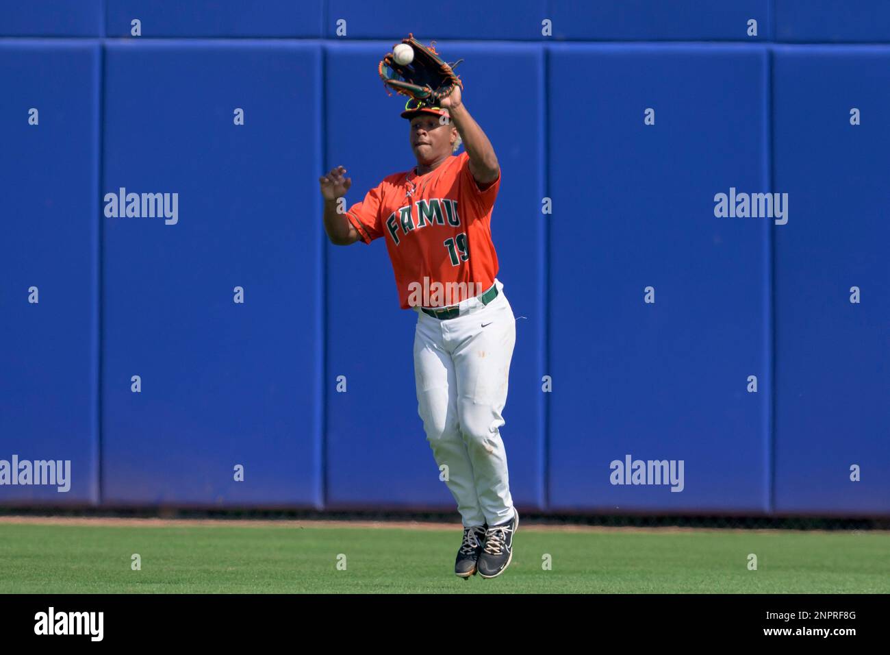 Florida A&M outfielder Ty Jackson (19) makes an out during an NCAA