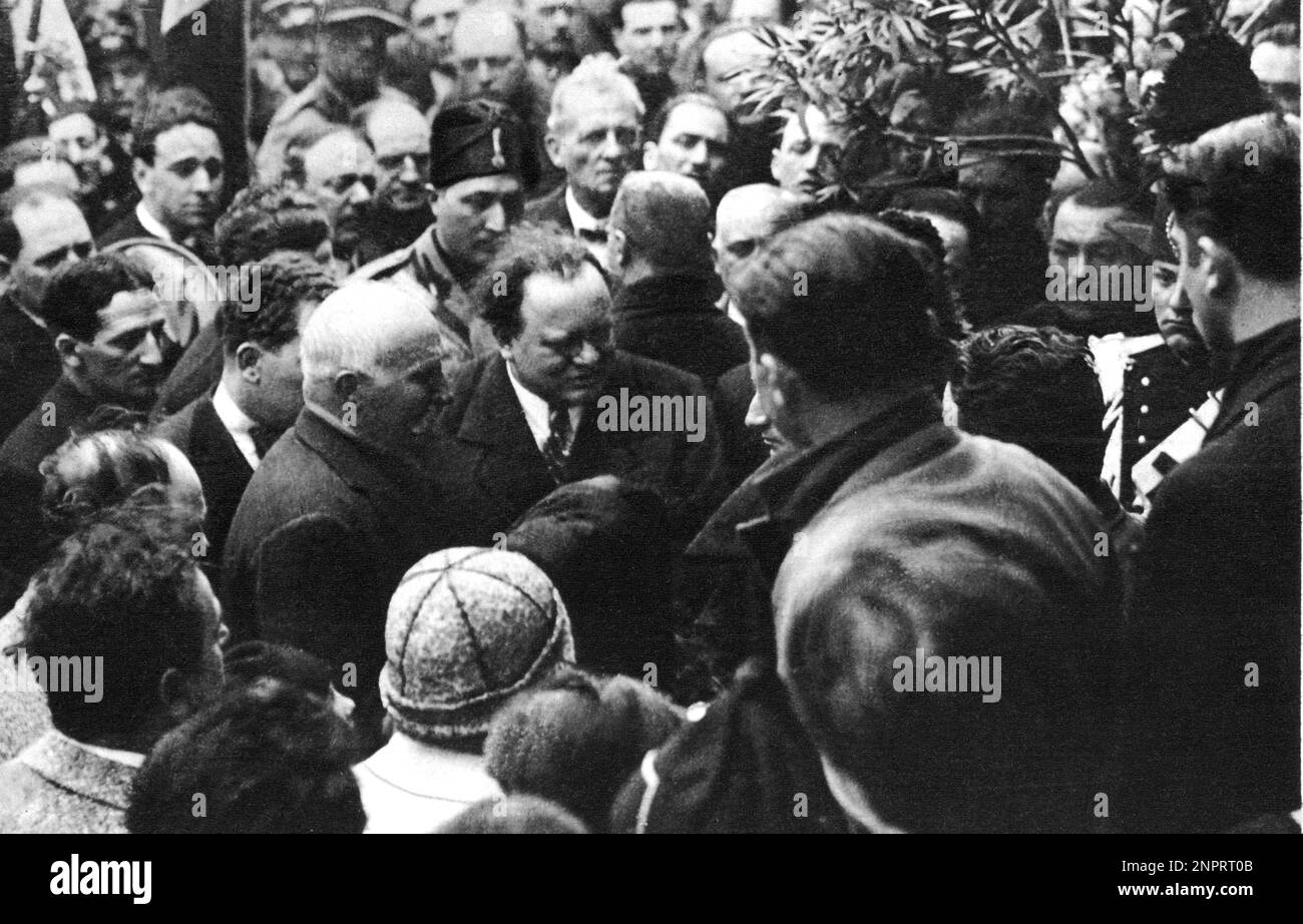 1924 The italian journalist and writer ARNALDO MUSSOLINI , brother of
