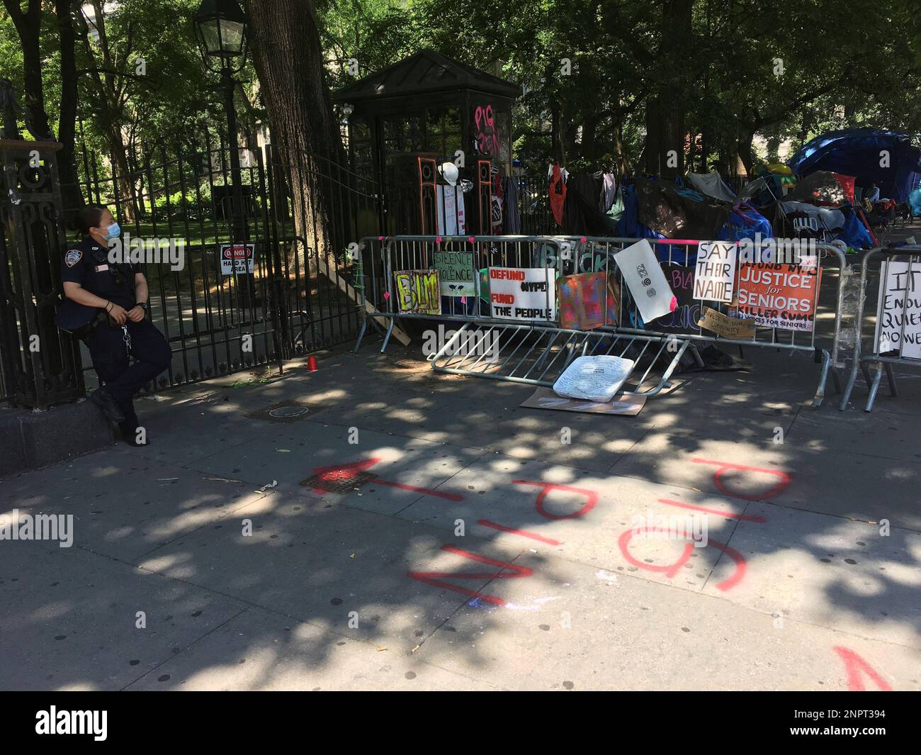 Photo by: zz/STRF/STAR MAX/IPx 2020 7/9/20 Demonstrators protesting ...