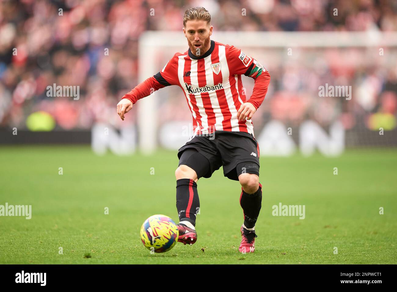 Players of Chivas and Athletic Club line up during the friendly match  News Photo - Getty Images