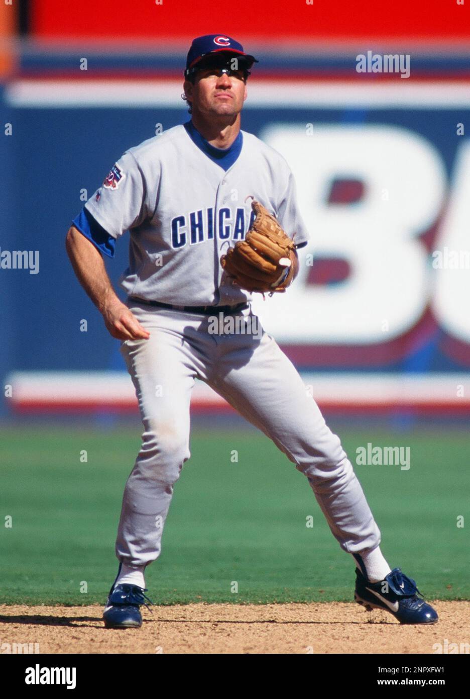 08 May. 1997: Chicago Cubs second baseman Ryne Sandberg (23) on