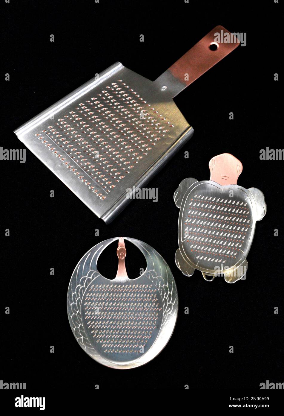 https://c8.alamy.com/comp/2NR0A99/a-picture-shows-japanese-grater-oroshigane-and-grated-japanese-radish-daikon-oroshi-in-tokyo-on-may-29-2020-the-trapezoidal-grater-is-the-traditional-japanese-grater-the-yomiuri-shimbun-via-ap-images-2NR0A99.jpg