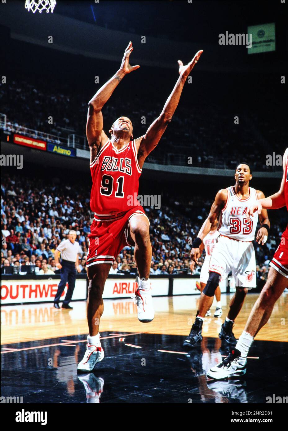 Chicago Bulls Dennis Rodman plays in a NBA game against the Miami Heat on  May 26,1997 at Miami Arena in Miami, Florida. (Tom DiPace via AP Stock  Photo - Alamy