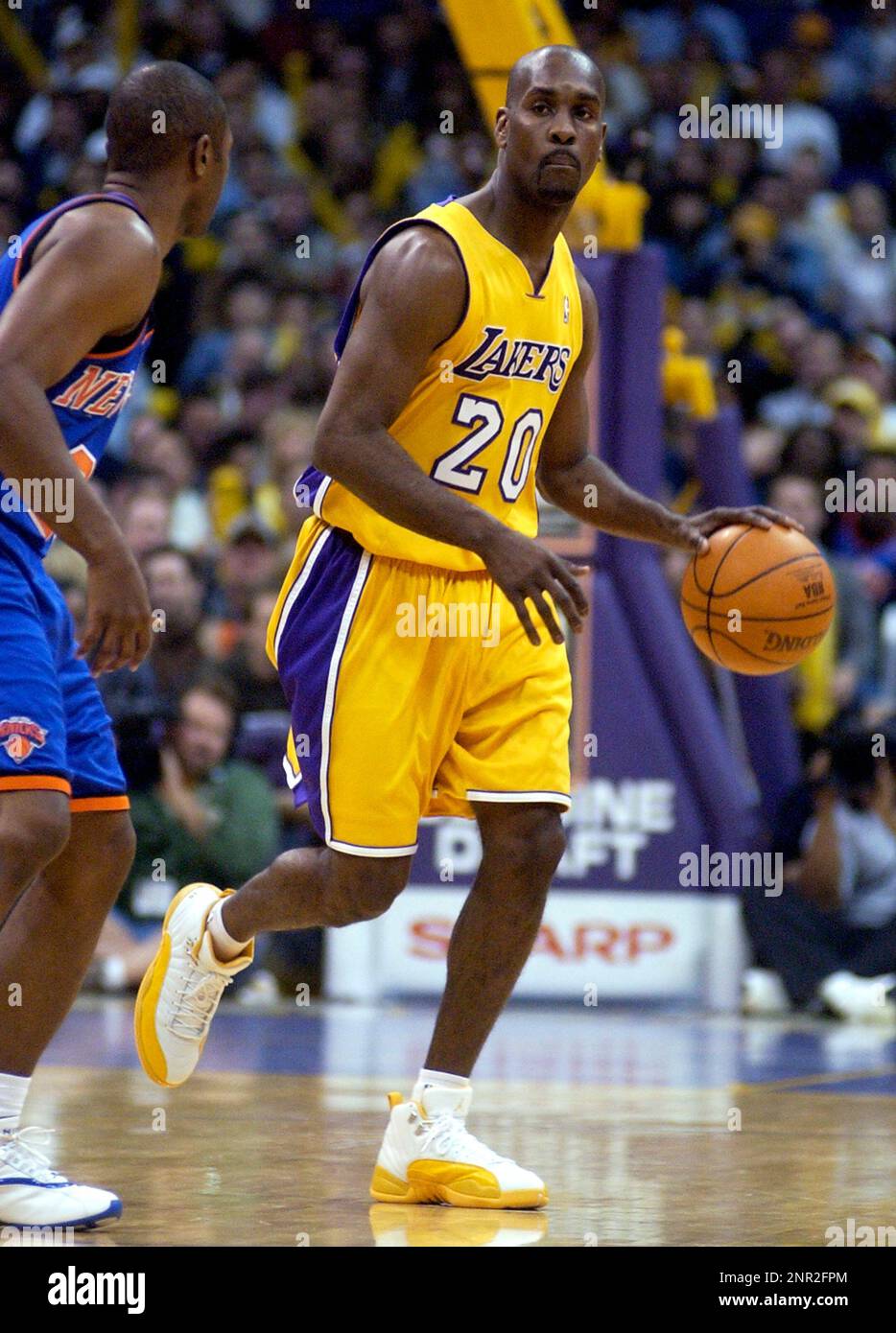 Los Angeles Lakers guard Gary Payton scored 17 points during a 98-90  victory over the New York Knicks in an NBA basketball game at the Staples  Center on Tuesday, Dec. 9, 2003