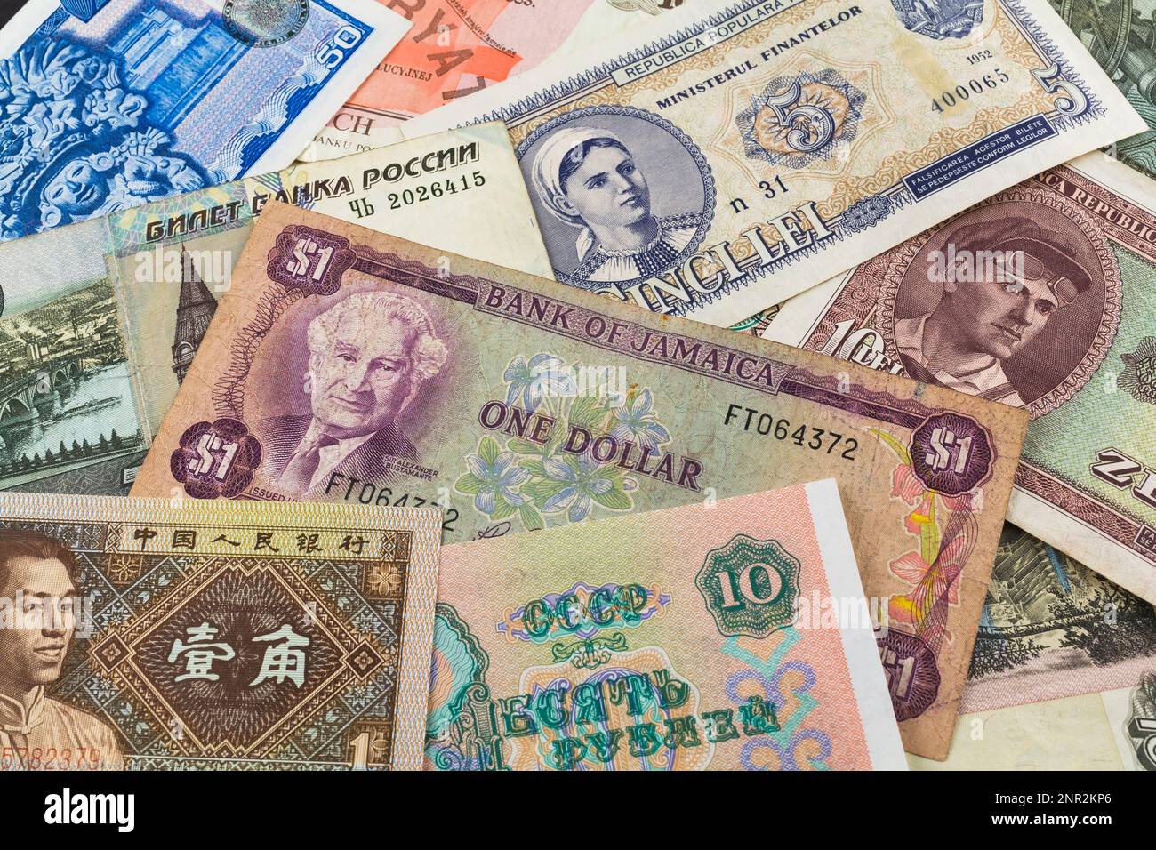 Old Assorted Foreign Paper Currency Banknotes Stock Photo Alamy 3-vintage-foreign-paper-currency-circulated