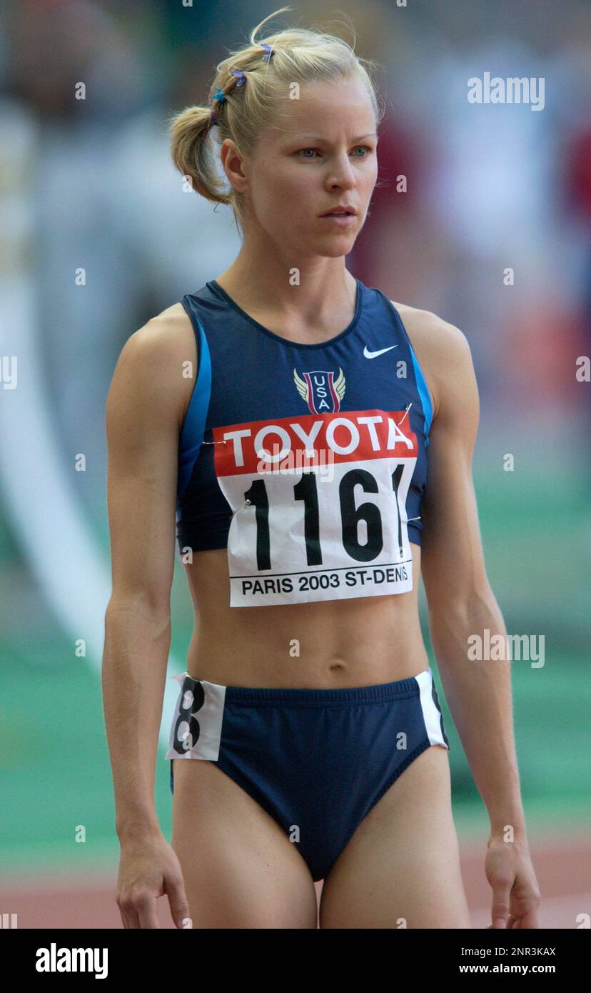Jennifer Toomey of the United States in 800-meter semifinal in the IAAF  World Championships in Athletics at Stade de France on Sunday, Aug, 24,  2003. (Kirby Lee via AP Stock Photo - Alamy