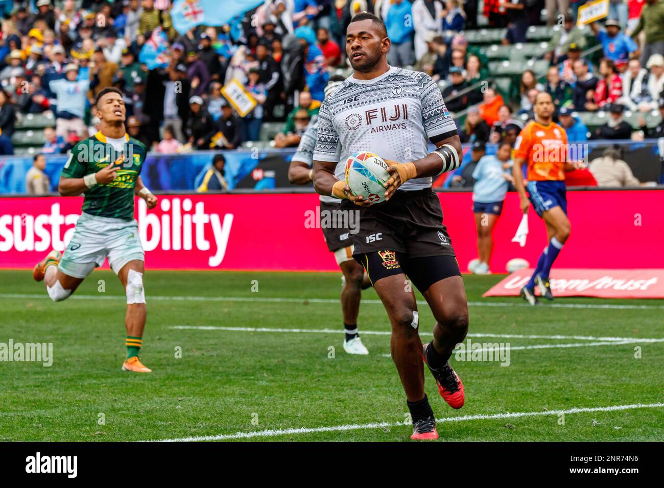 LOS ANGELES, CA MARCH 01 Sevuloni Mocenacagi 1 of Fiji in to score