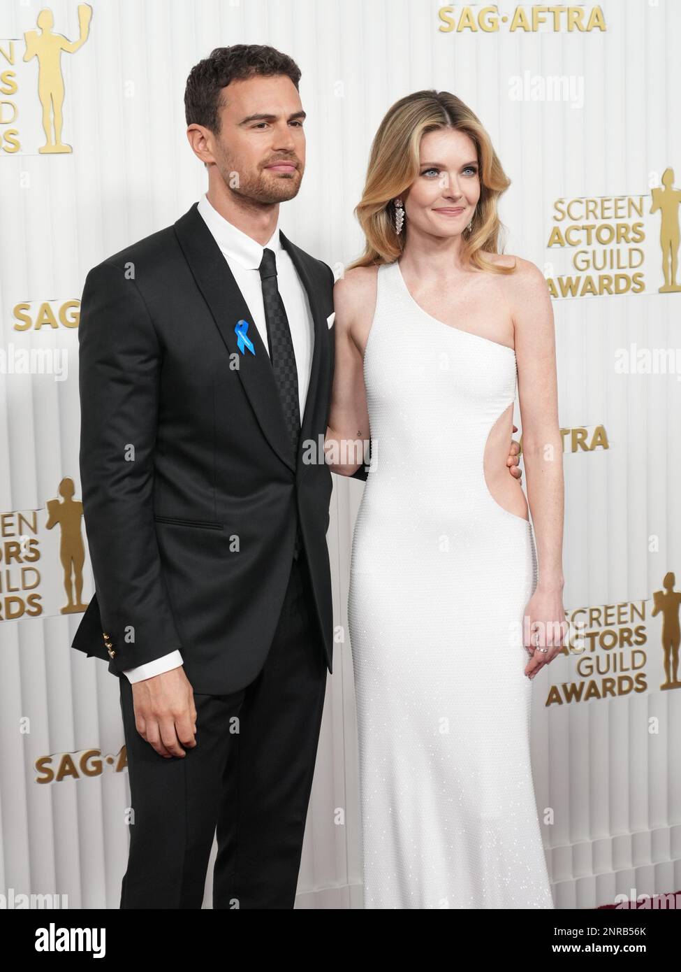 Los Angeles, USA. 26th Feb, 2023. Meghann Fahy and Theo James arrive at