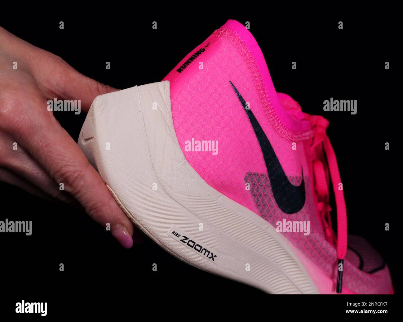 Zoomx vaporfly next percent clearance banned