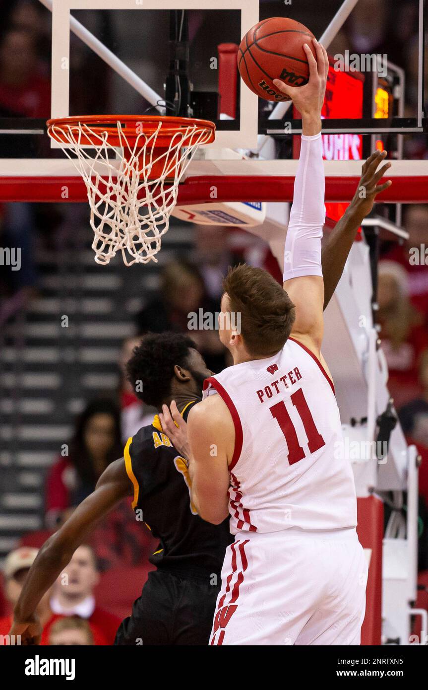 December 21, 2019 Wisconsin Badgers forward Micah Potter 11 scores on