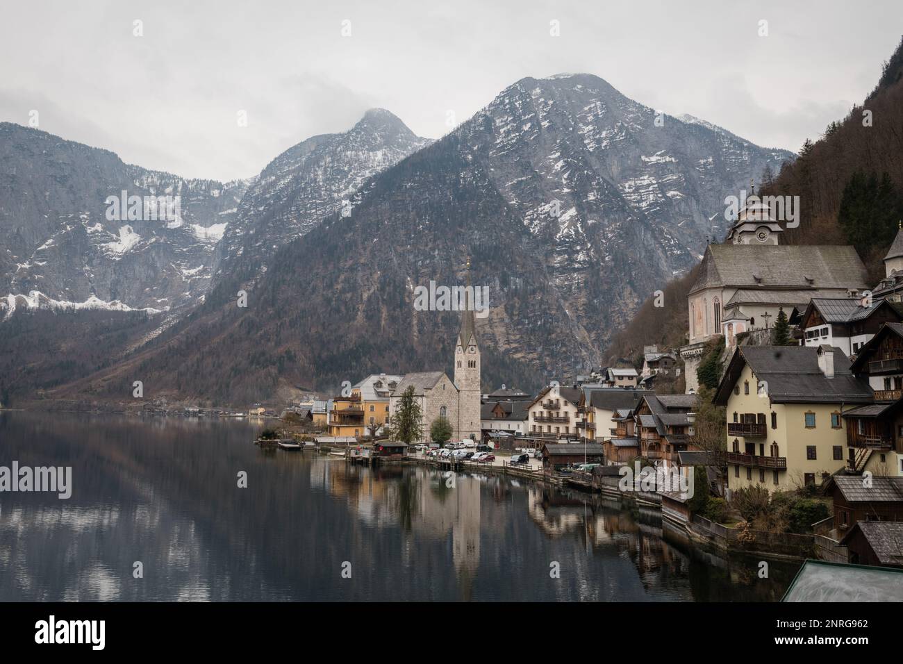 Famous Hallstatt lakeside town in the Alps, Salzkammergut region, Austria Stock Photo
