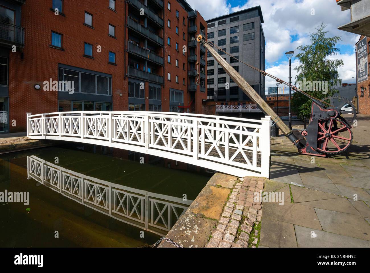 Residential buildings beside the Ashton Canal near Piccadilly in the centre of Manchester, England. Stock Photo