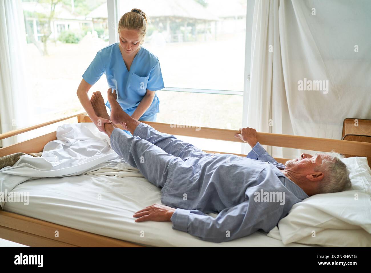 Man lifting woman up hires stock photography and images Alamy