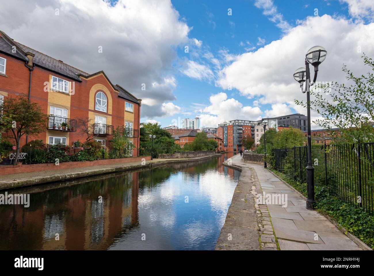 Piccadilly Village apartments beside the Ashton Canal in the centre of Manchester, England. Stock Photo