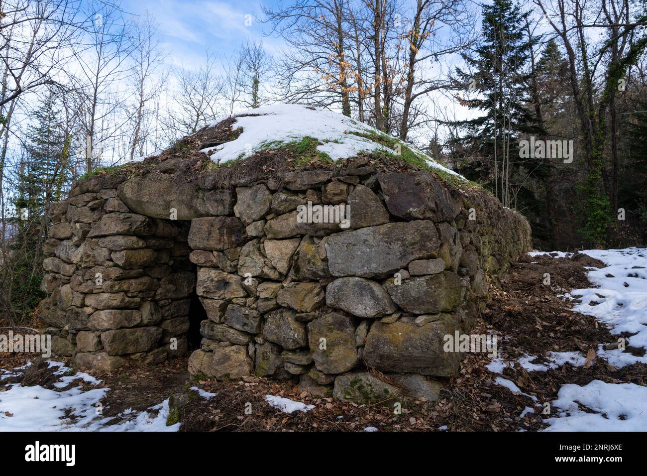 Clot del Baladre, cortals de pierre, corballed stone animal shelter, near Taurinya, Prades, Pyrenees Orientales, France. Stock Photo