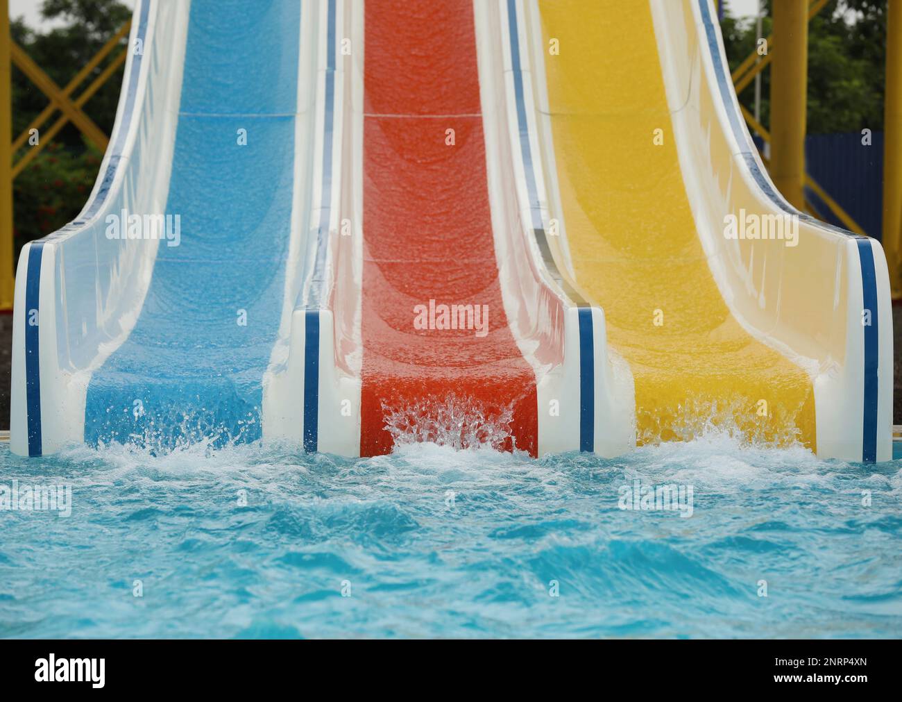 Aquapark slides hi-res stock photography and images - Alamy