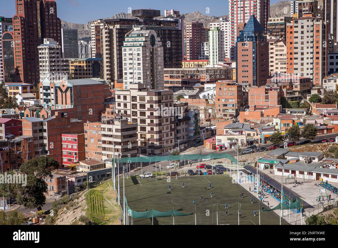 La paz football stadium bolivia hi-res stock photography and images - Alamy