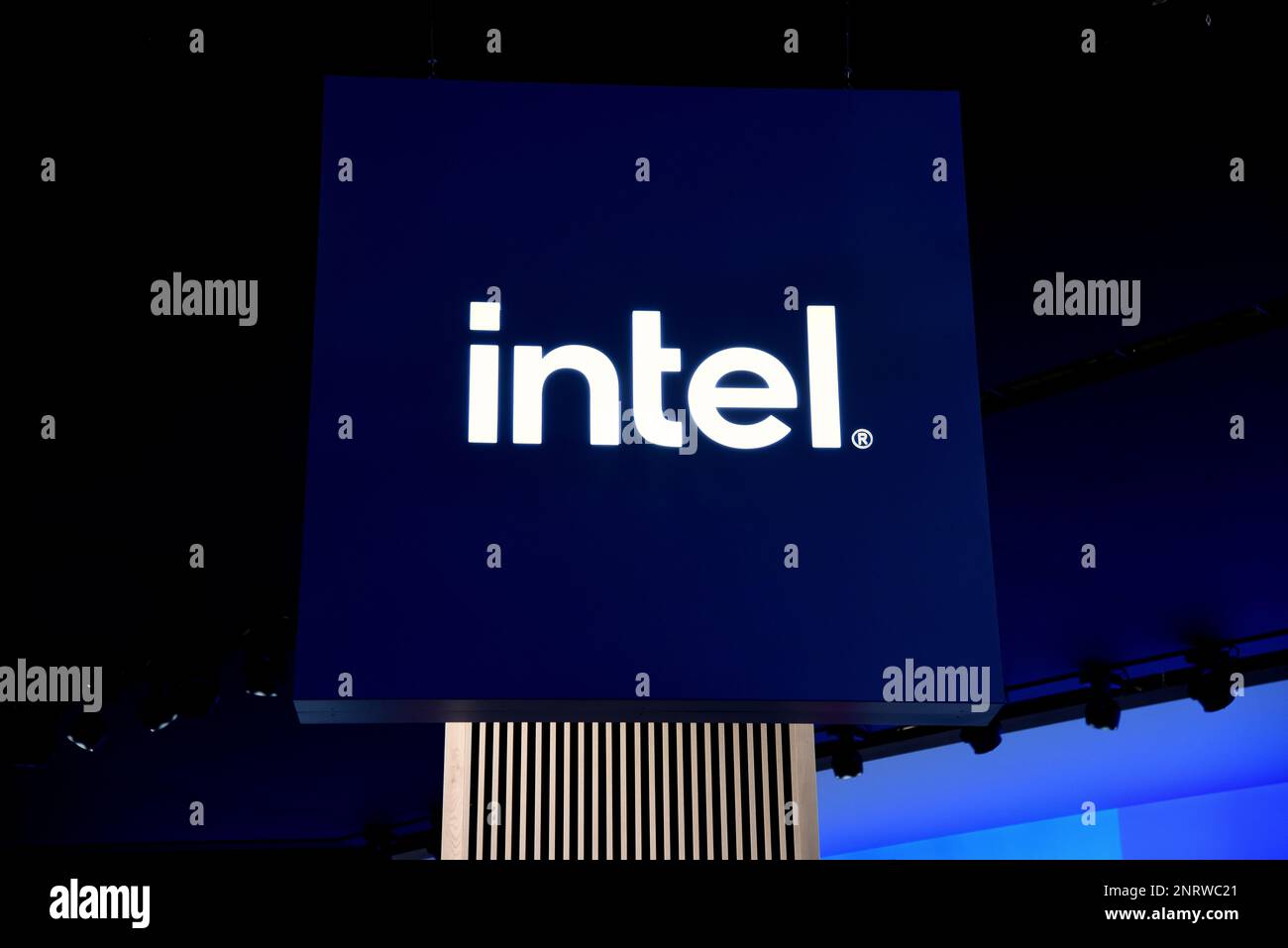 Intel new logo hi-res stock photography and images - Alamy